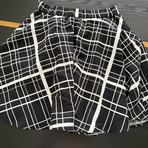 Alya Flared Mini Skirt Size Small EUC - Picture 7 of 8
